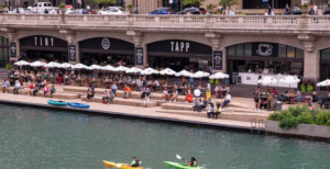 Chicago riverwalk restaurants
