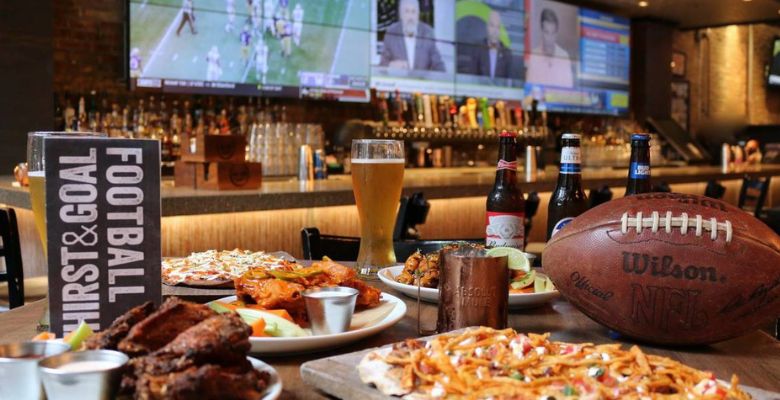 Explore X Best Sports Bars In Chicago