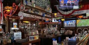 Sluggers Sports Bar and Grill - best sports bars in chicago 