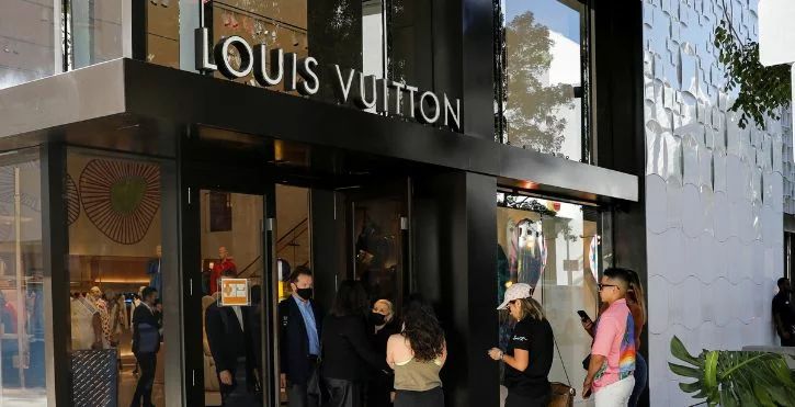 Louis Vuitton retail shop