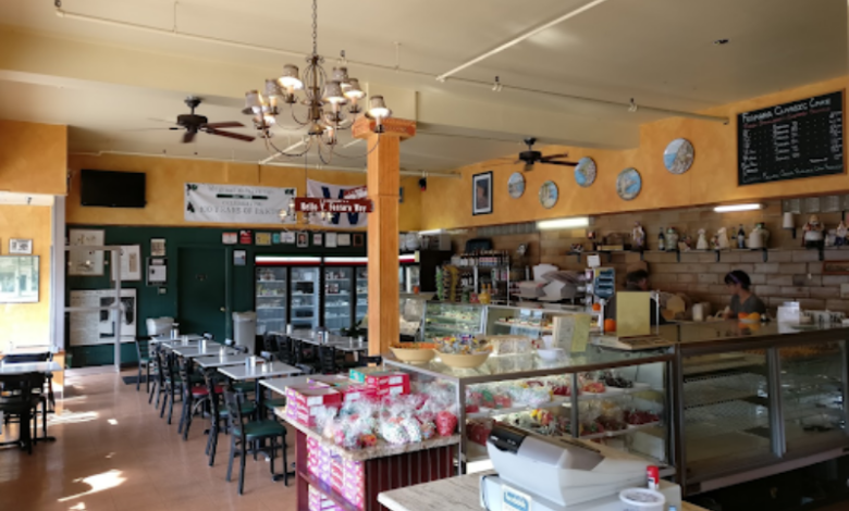 ferrara bakery chicago from inside