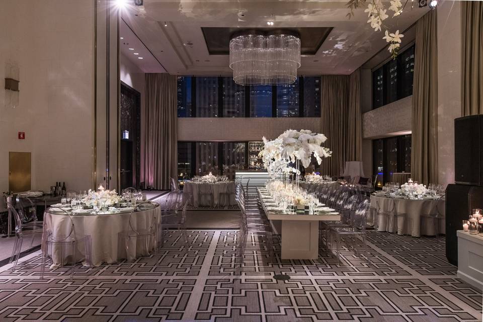 The Langham Chicago ambience