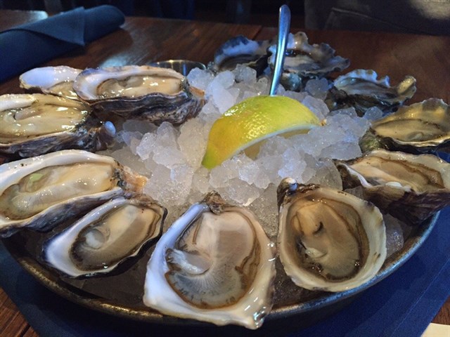 Shuckers Oyster Bar Seattle